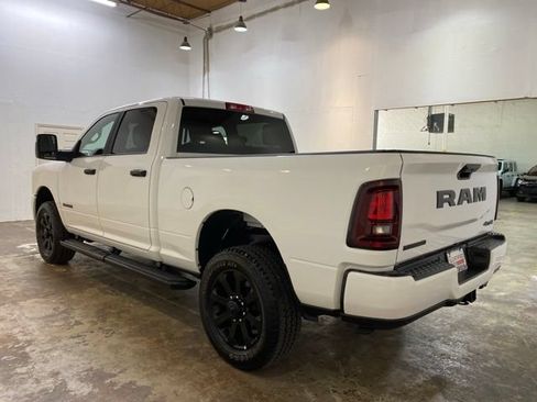 Used 2026 RAM 2500 Big Horn AWD/4WD image 3