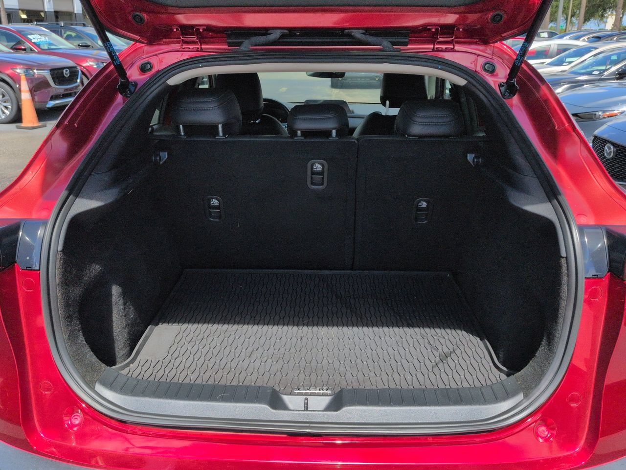 Used 2023 MAZDA CX-30 AWD 2.5 S w/ Preferred Package image 13