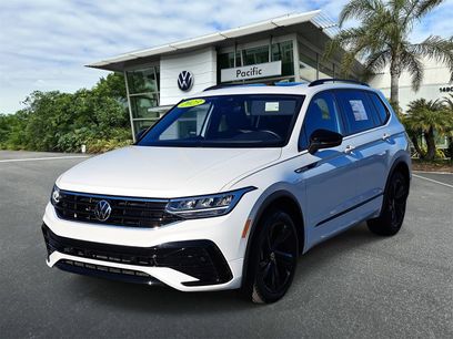 Certified 2023 Volkswagen Tiguan SE R-Line