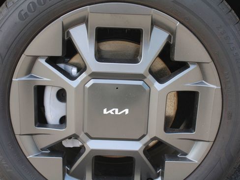 New 2026 Kia Carnival SX image 26