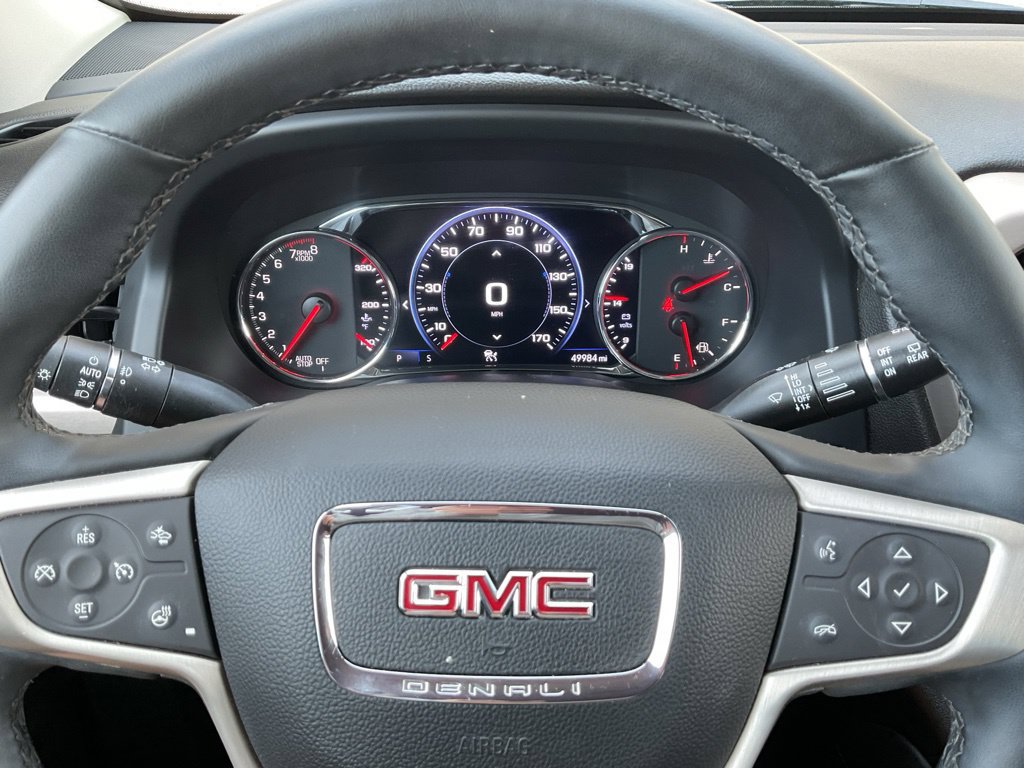 Used 2023 GMC Acadia Denali w/ Denali Technology Package AWD/4WD image 12