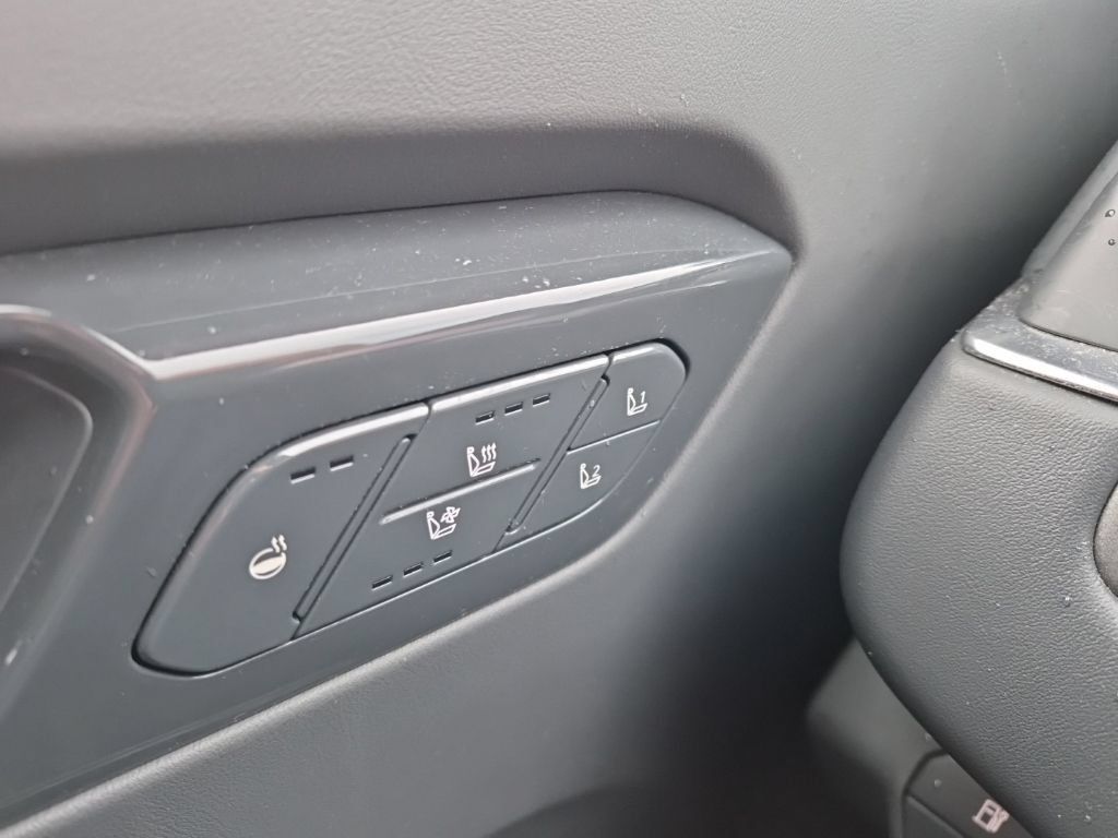 Used 2024 Kia EV9 Land AWD/4WD image 19