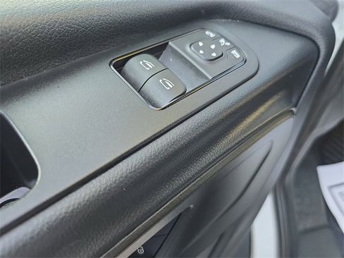 Used 2023 Mercedes-Benz Sprinter 2500 image 6