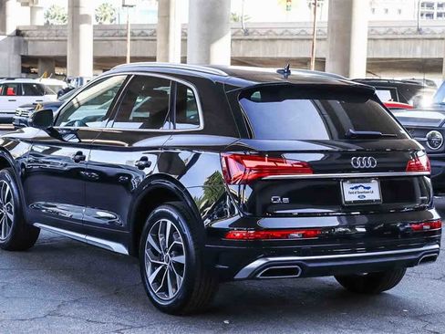 Used 2022 Audi Q5 2.0T Premium w/ Convenience Package image 6
