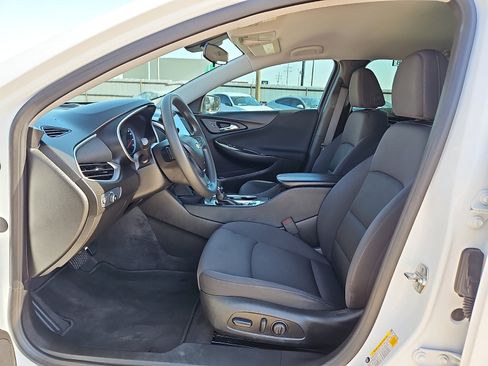 Used 2024 Chevrolet Malibu LT FWD image 10