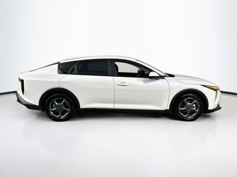 Used 2025 Kia K4 FWD image 4