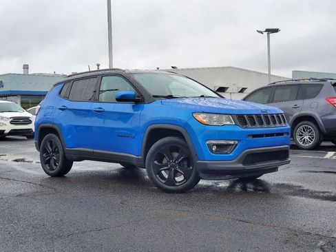 Used 2018 Jeep Compass Altitude image 31