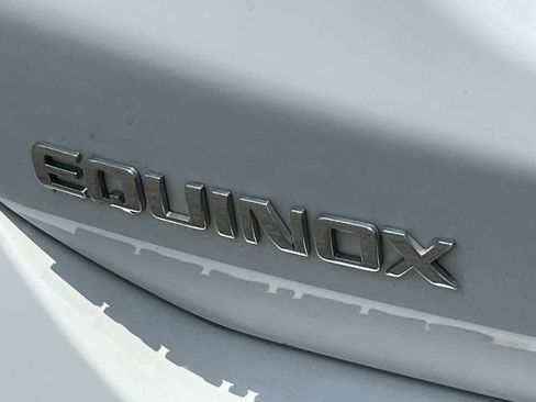 Used 2022 Chevrolet Equinox LT FWD image 10