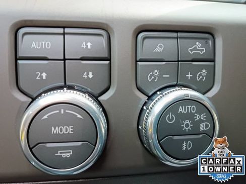 Used 2026 GMC Sierra 2500 Denali w/ Denali Reserve Package AWD/4WD image 10