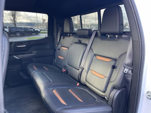 Used 2020 GMC Sierra 1500 AT4 w/ AT4 Premium Package image 10