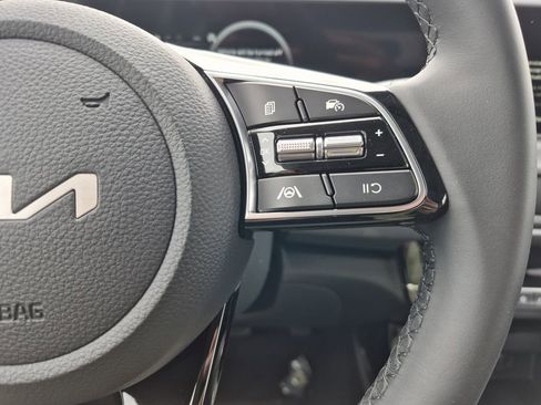 New 2026 Kia Seltos EX image 18