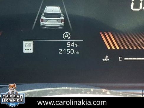 Used 2025 Kia Sorento LX image 19