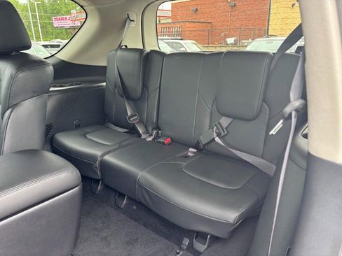 Used 2024 Nissan Armada SL w/ Captain's Chairs Package AWD/4WD image 11