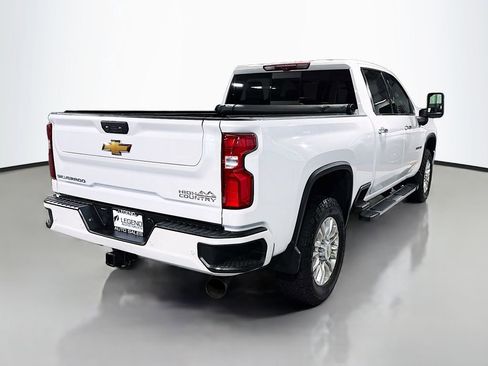 Used 2022 Chevrolet Silverado 3500 High Country w/ Z71 Off-Road Package AWD/4WD image 5