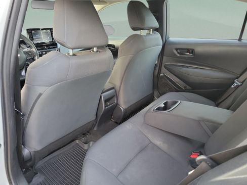 Used 2022 Toyota Corolla LE FWD image 6