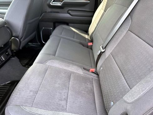 Used 2025 Chevrolet Silverado 1500 LT AWD/4WD image 11