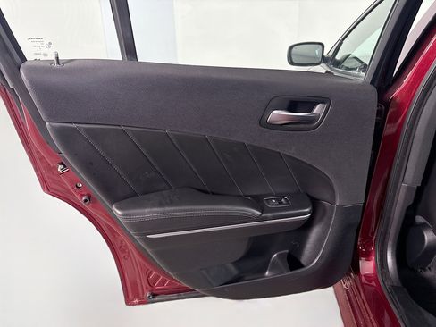 Used 2017 Dodge Charger R/T Scat Pack image 26