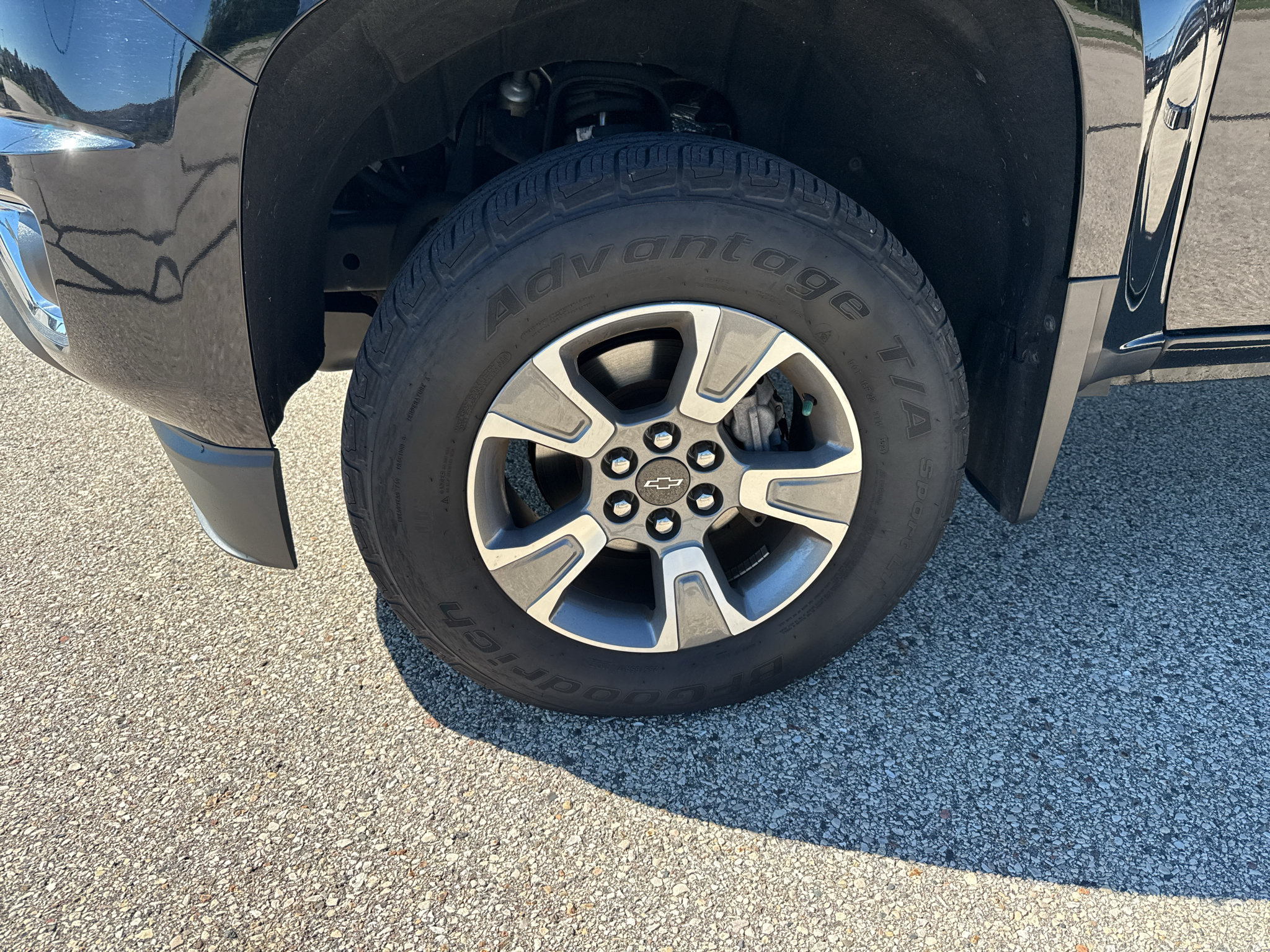 Used 2015 Chevrolet Colorado Z71 AWD/4WD image 7