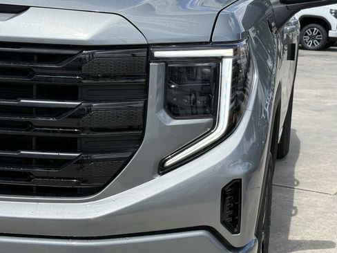 New 2026 GMC Sierra 1500 Elevation AWD/4WD image 8