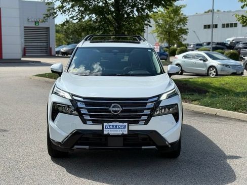 Certified 2026 Nissan Rogue Platinum AWD/4WD image 2