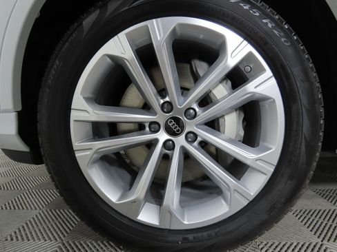 Used 2025 Audi Q7 3.0T Premium Plus w/ Premium Plus Package image 34