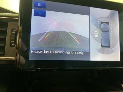 Used 2021 Ford Explorer ST w/ Equipment Group 401A image 17