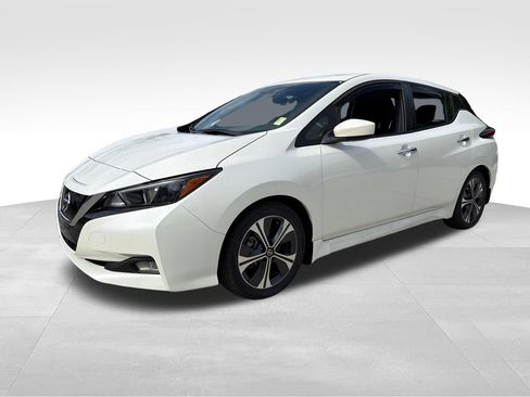 Used 2022 Nissan Leaf SV FWD image 3