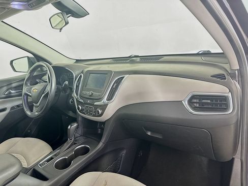 Used 2018 Chevrolet Equinox LT FWD image 29