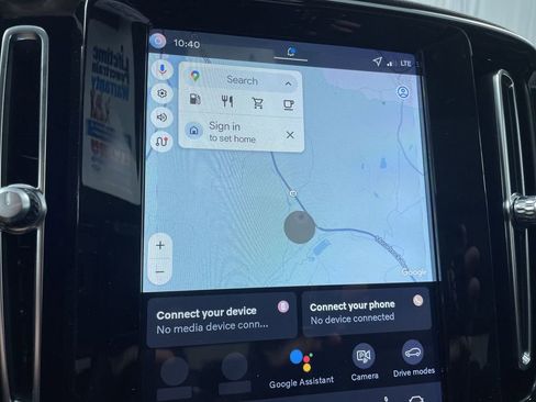 New 2026 Volvo XC40 B5 Plus w/ Protection Package Premier image 15