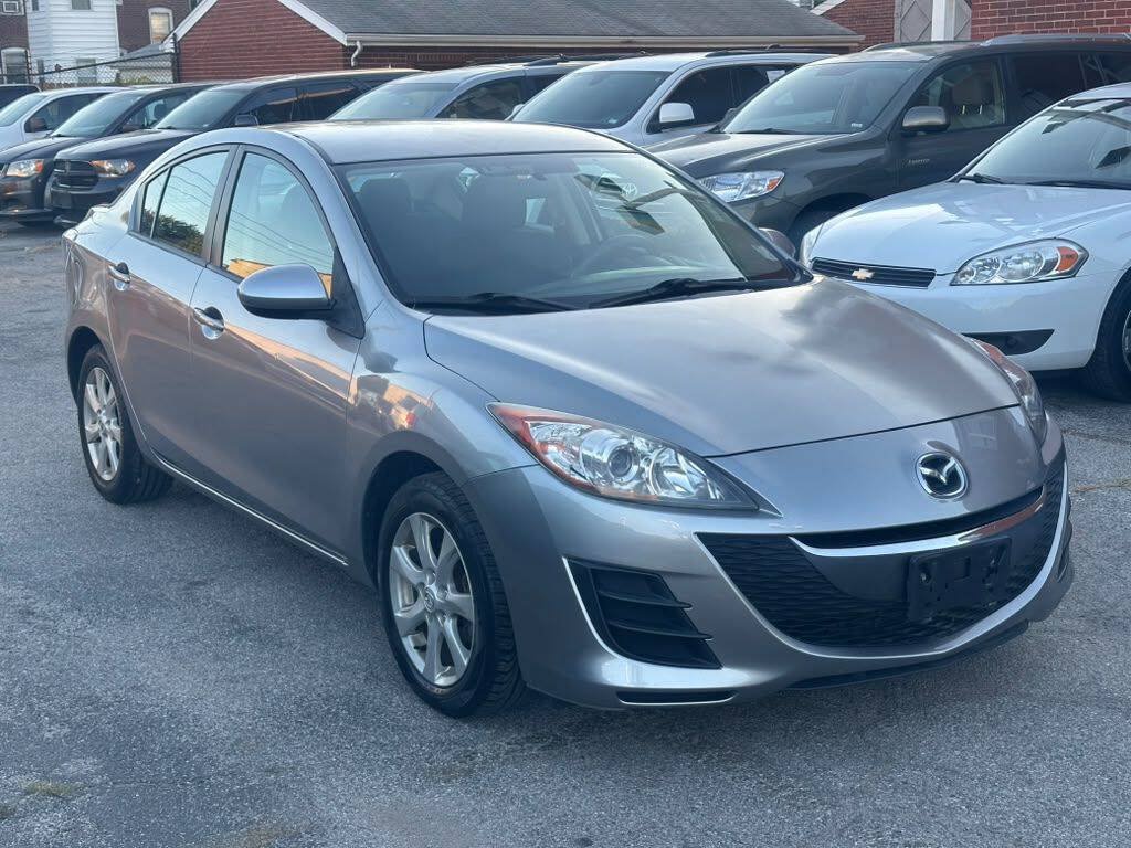 Used 2010 MAZDA MAZDA3 i Touring FWD image 1