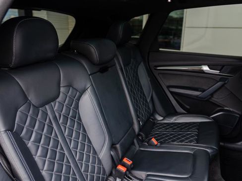 Used 2022 Audi SQ5 Premium Plus w/ Premium Plus Package AWD/4WD image 32