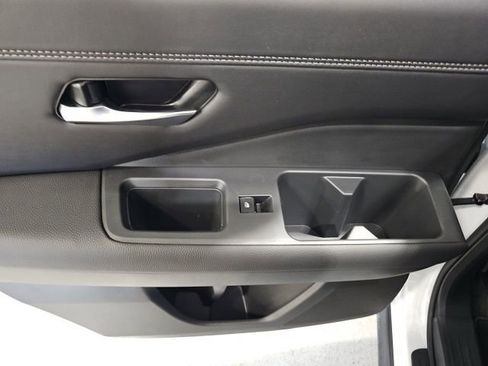 New 2026 Nissan Pathfinder Platinum AWD/4WD image 21