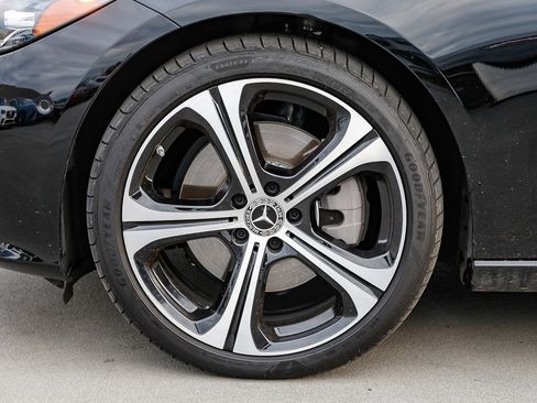 Certified 2025 Mercedes-Benz C 300 Sedan image 9