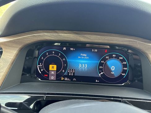 New 2025 Volkswagen Atlas SE image 22