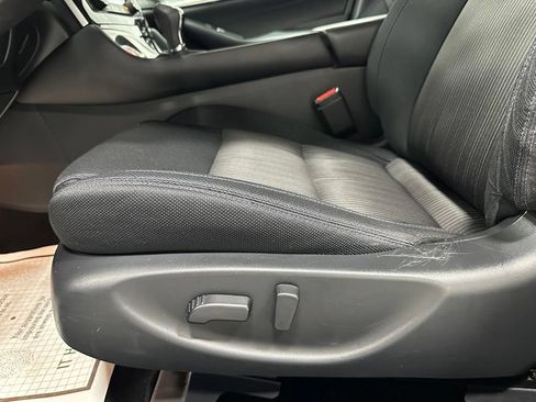 Used 2020 Nissan Maxima 3.5 S w/ Floor Mat Group FWD image 11