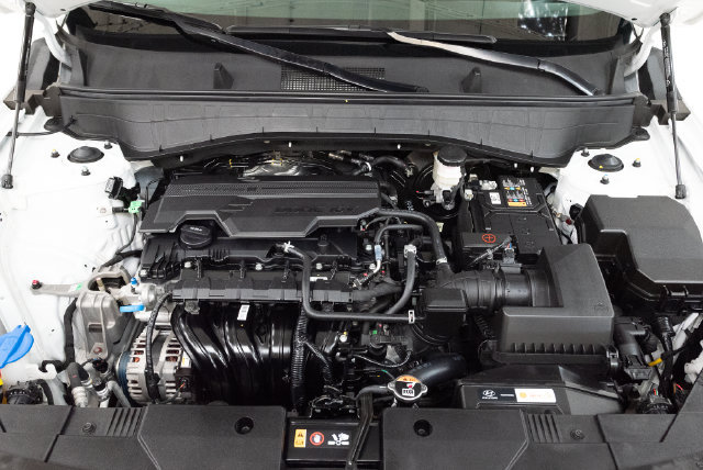 Used 2026 Hyundai Kona SEL Sport AWD/4WD image 3