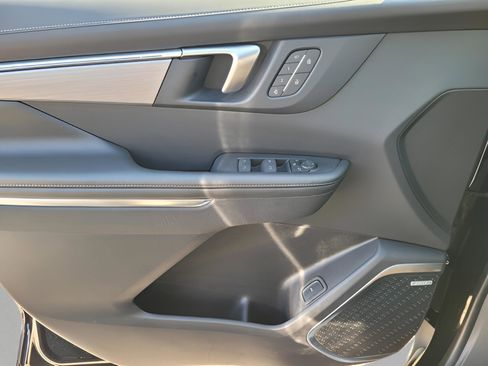 New 2025 Buick Enclave Preferred w/ Power Package image 25