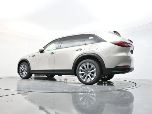 New 2026 MAZDA CX-90 3.3 Turbo w/ Preferred Package AWD/4WD image 21