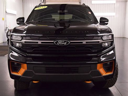 Used 2025 Ford Expedition Tremor AWD/4WD image 2