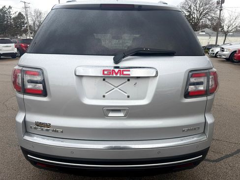Used 2016 GMC Acadia SLE image 7