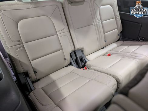 Used 2022 Lincoln Navigator Reserve AWD/4WD image 31