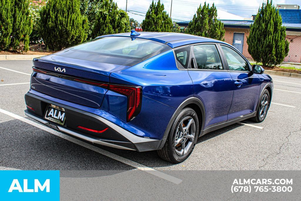 Used 2025 Kia K4 FWD image 5