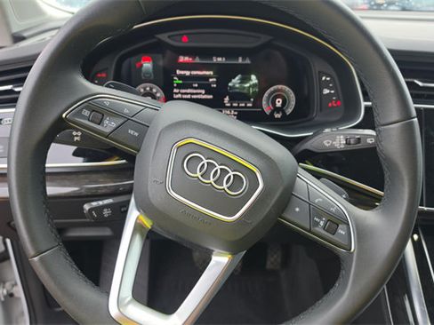 Used 2023 Audi Q7 3.0T Premium Plus w/ Premium Plus Package AWD/4WD image 13