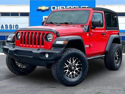 Used 2020 Jeep Wrangler Sport AWD/4WD image 2