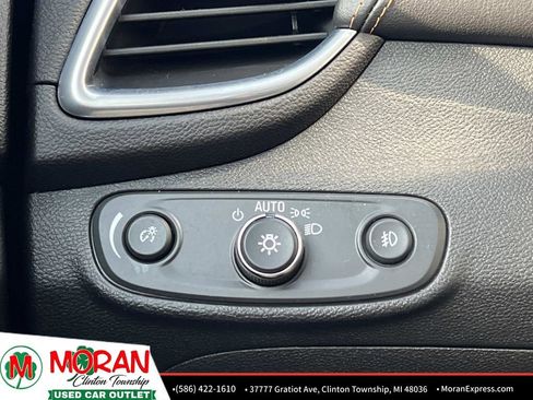 Used 2019 Chevrolet Trax Premier image 26