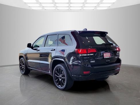 Used 2019 Jeep Grand Cherokee Altitude image 7