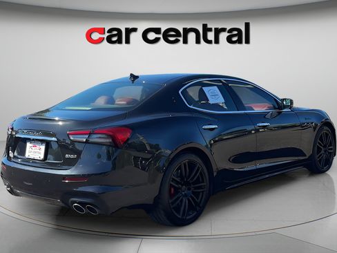 Used 2022 Maserati Ghibli Modena Q4 AWD/4WD image 5