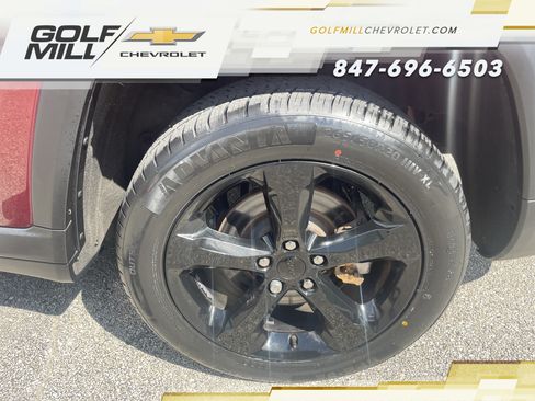 Used 2023 Jeep Grand Cherokee L Laredo AWD/4WD image 31