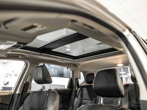 Used 2023 Nissan Rogue Platinum w/ Platinum Premium Package image 19