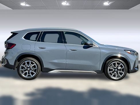 Used 2025 BMW X1 xDrive28i w/ Convenience Package image 4